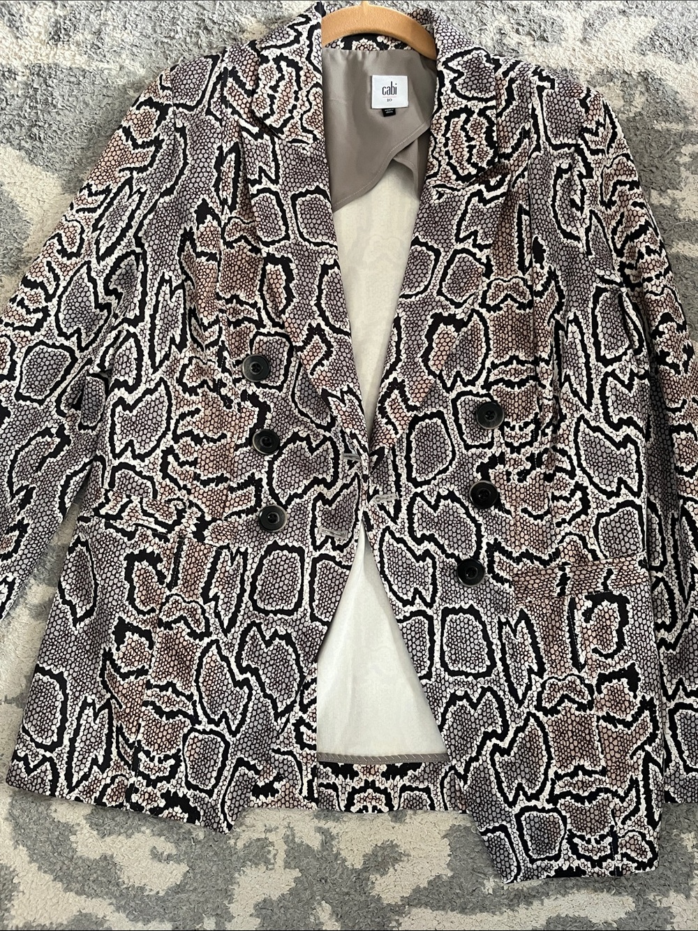 Cabi Python Blazer - Picture 3 of 12